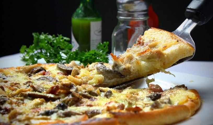 6 powodów, dla możesz jeść pizzę na diecie! 
